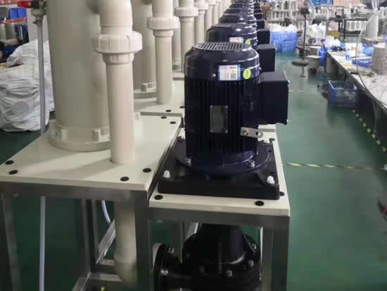 Plastic (PP or PVDF) Vertical pump